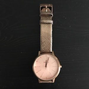Nixon “The Kensington” Watch